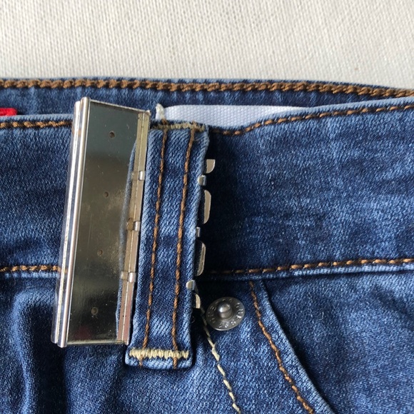 HipClip rhinestone belt loop covers - Picture 3 of 5